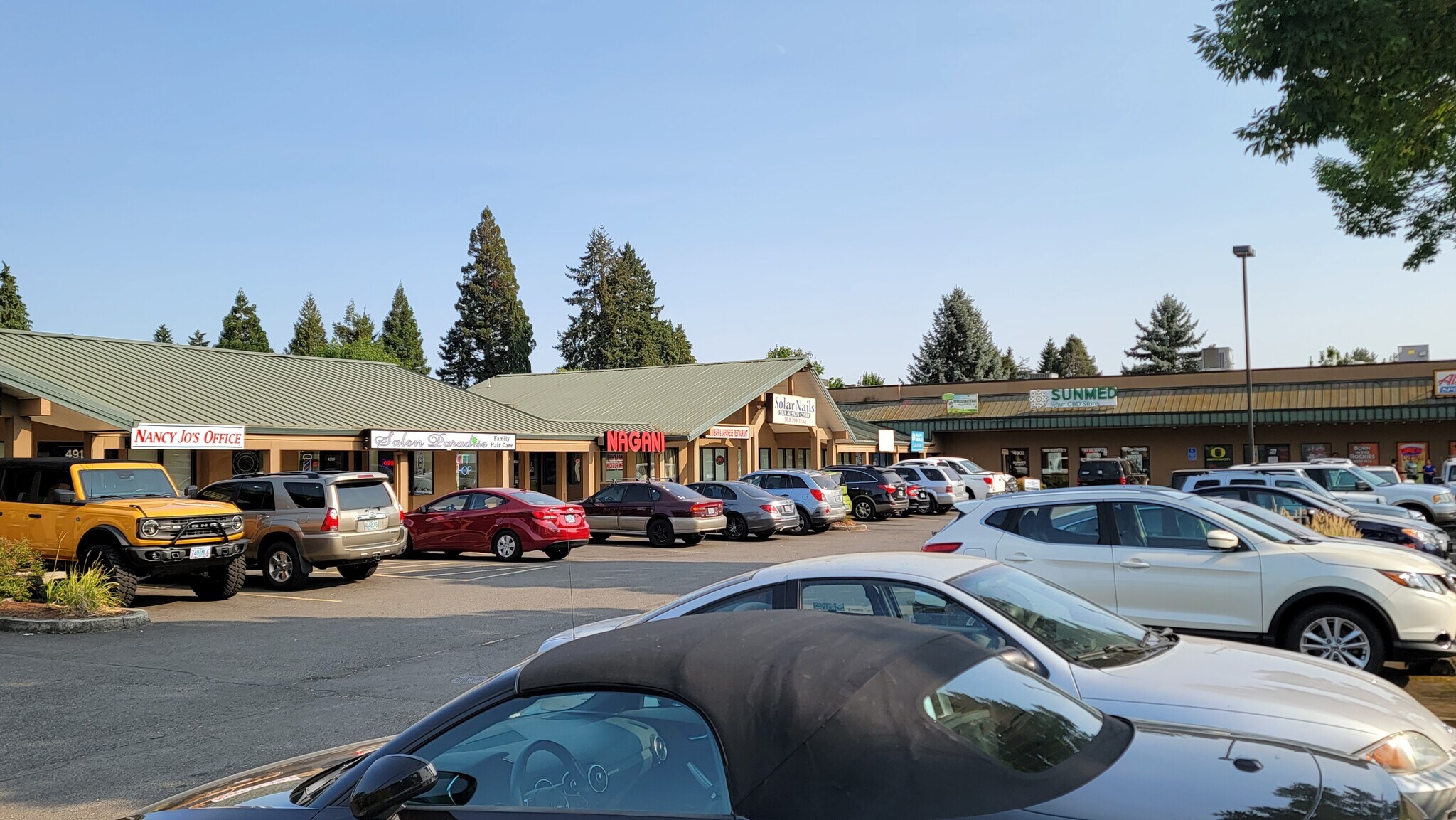 4900-4924 River Rd N, Keizer, OR à louer Photo de l’immeuble– Image 1 sur 9