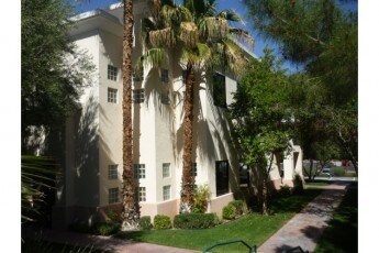 8683 W Sahara Ave, Las Vegas, NV à louer - Photo de l’immeuble – Image 3 sur 20