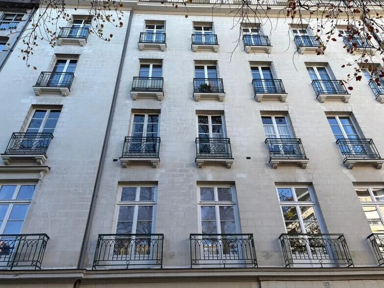 Bureau dans Nantes à louer - Photo de l’immeuble – Image 1 sur 8