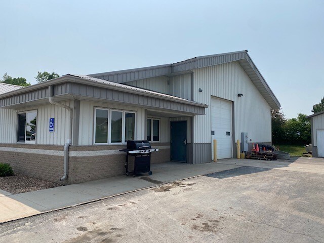 4210 Highway 14 E, Rochester, MN à vendre - Photo principale – Image 1 sur 33