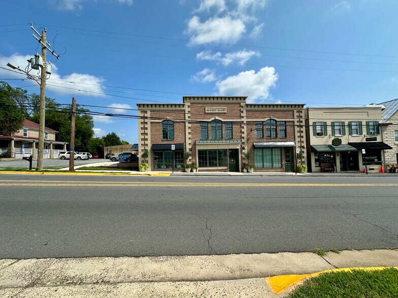 151 W Main St, Purcellville, VA à louer - Photo de l’immeuble – Image 1 sur 3