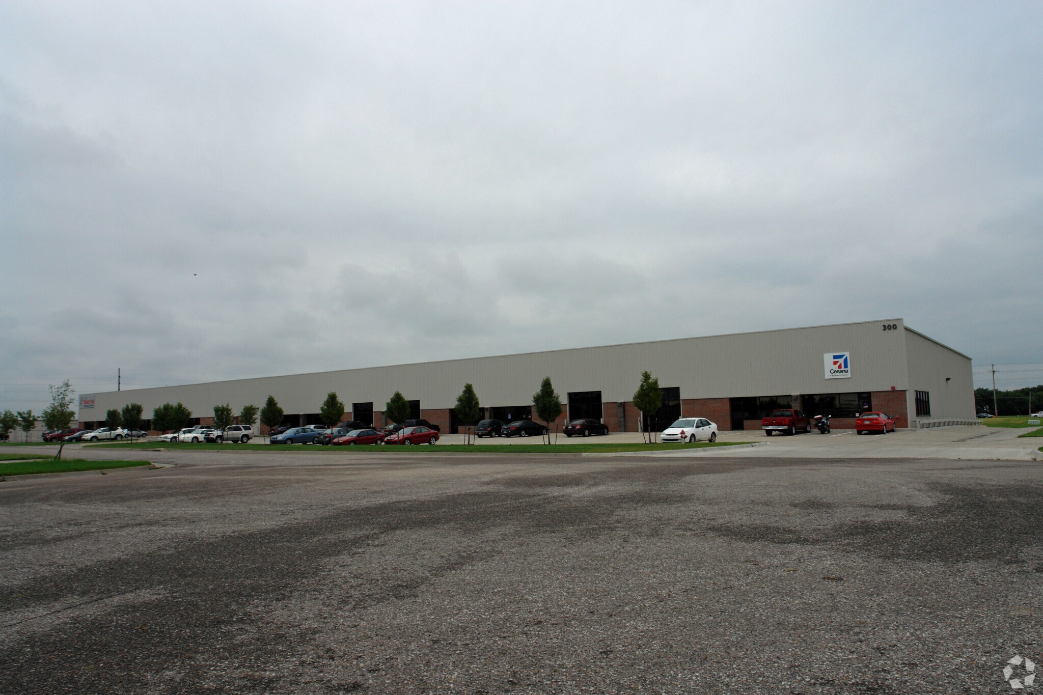 2333 S West St, Wichita, KS à vendre Photo principale– Image 1 sur 25