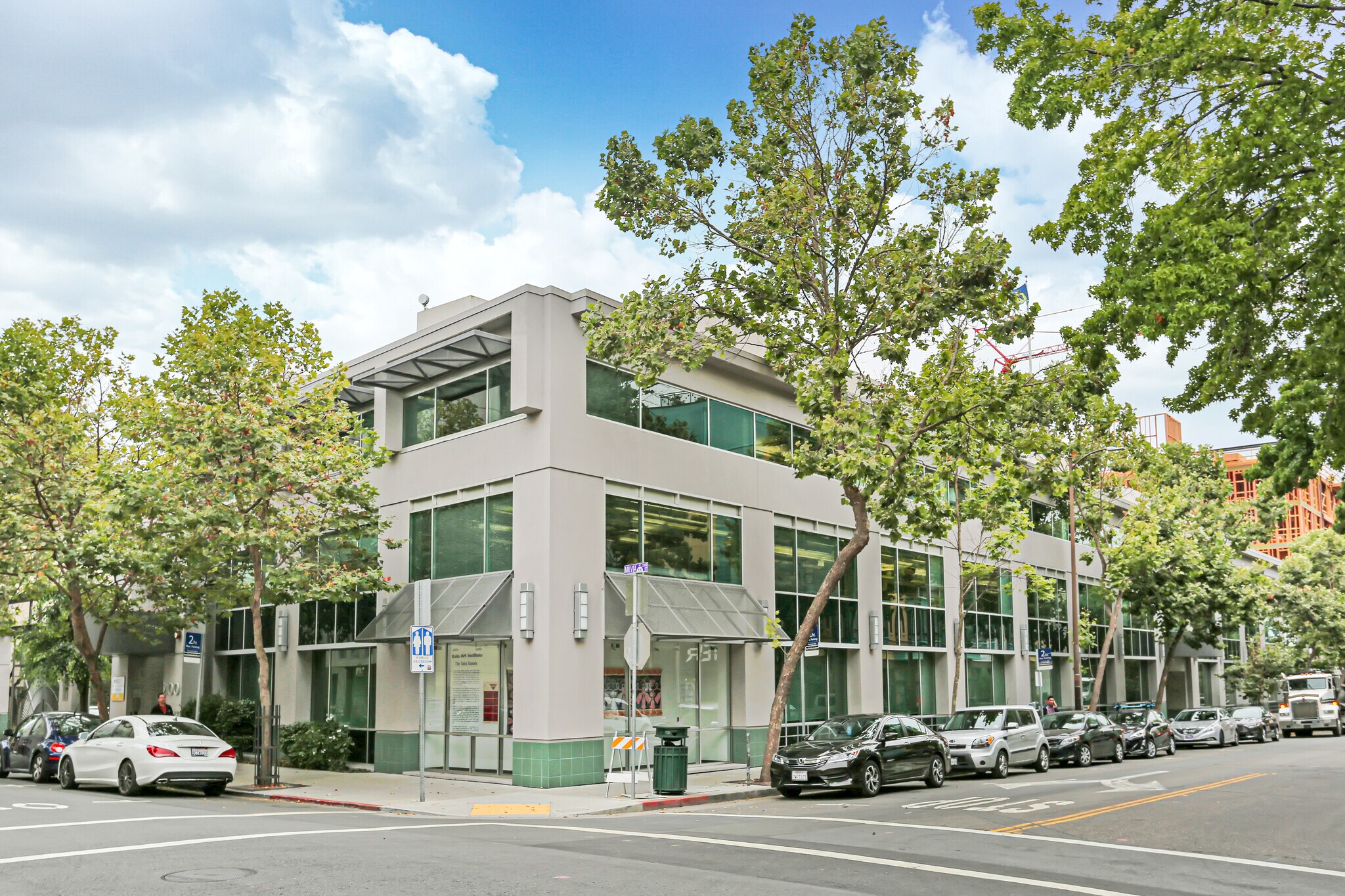 2100 Milvia St, Berkeley, CA à vendre Photo de l’immeuble– Image 1 sur 16