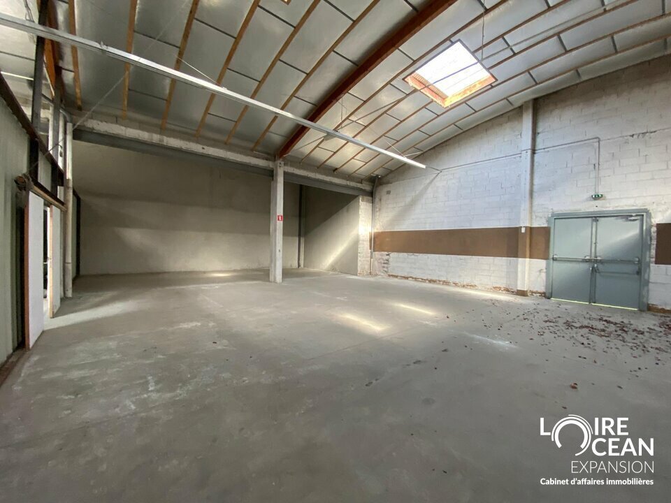 Industriel/Logistique dans Nantes à louer Photo intérieure– Image 1 sur 3