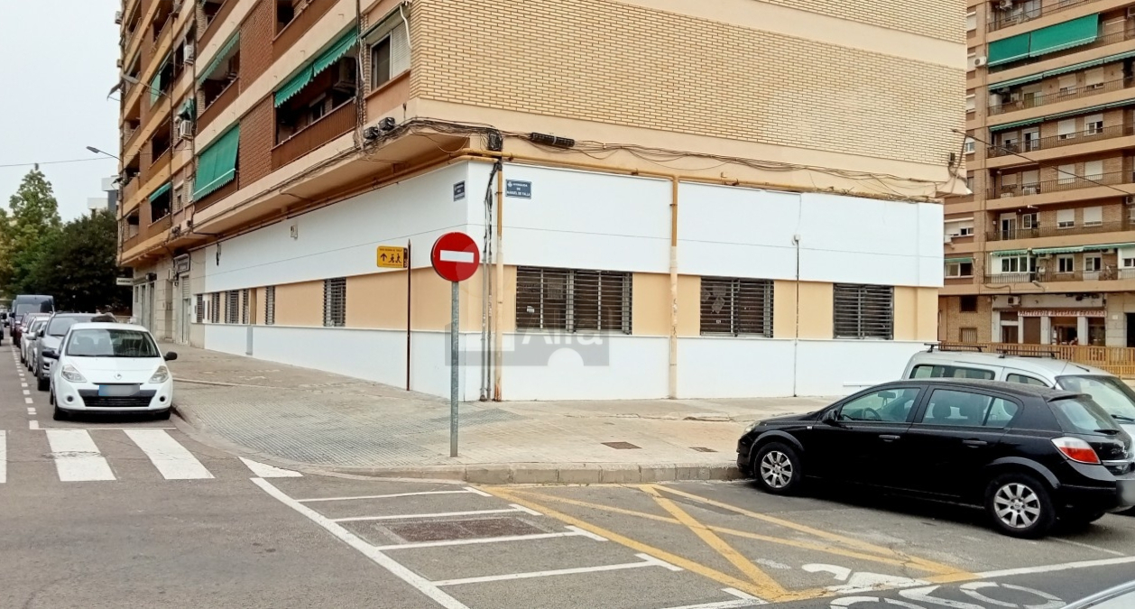 Local commercial dans València, Valencia à louer Photo de l’immeuble– Image 1 sur 9