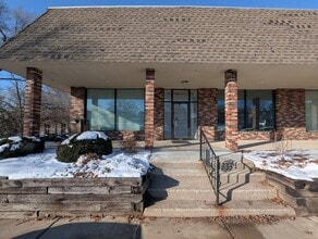 7501 N University St, Peoria, IL à louer Photo intérieure– Image 1 sur 7