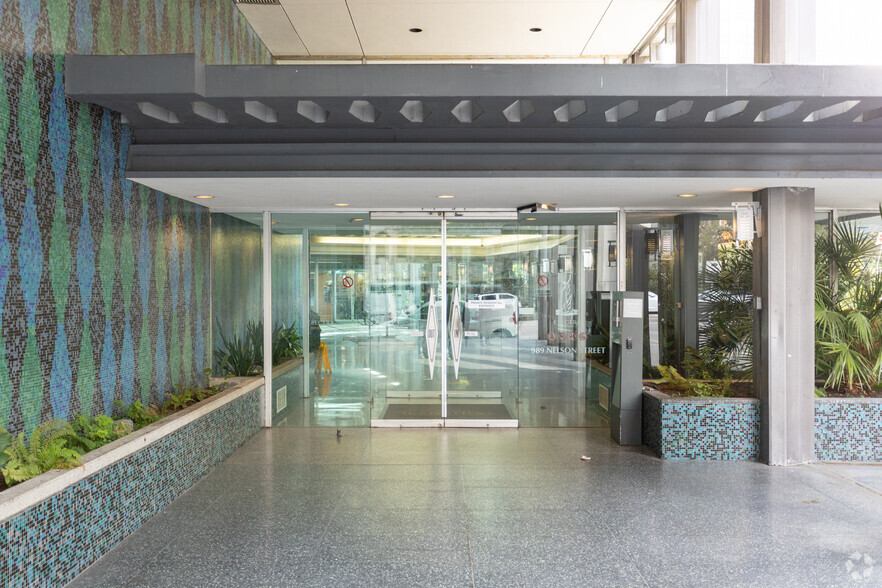 970 Burrard St, Vancouver, BC à louer - Photo de l’immeuble – Image 3 sur 53