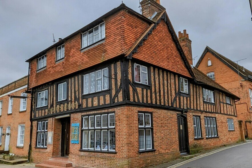 65 High St, Odiham à vendre - Photo de l’immeuble – Image 1 sur 4