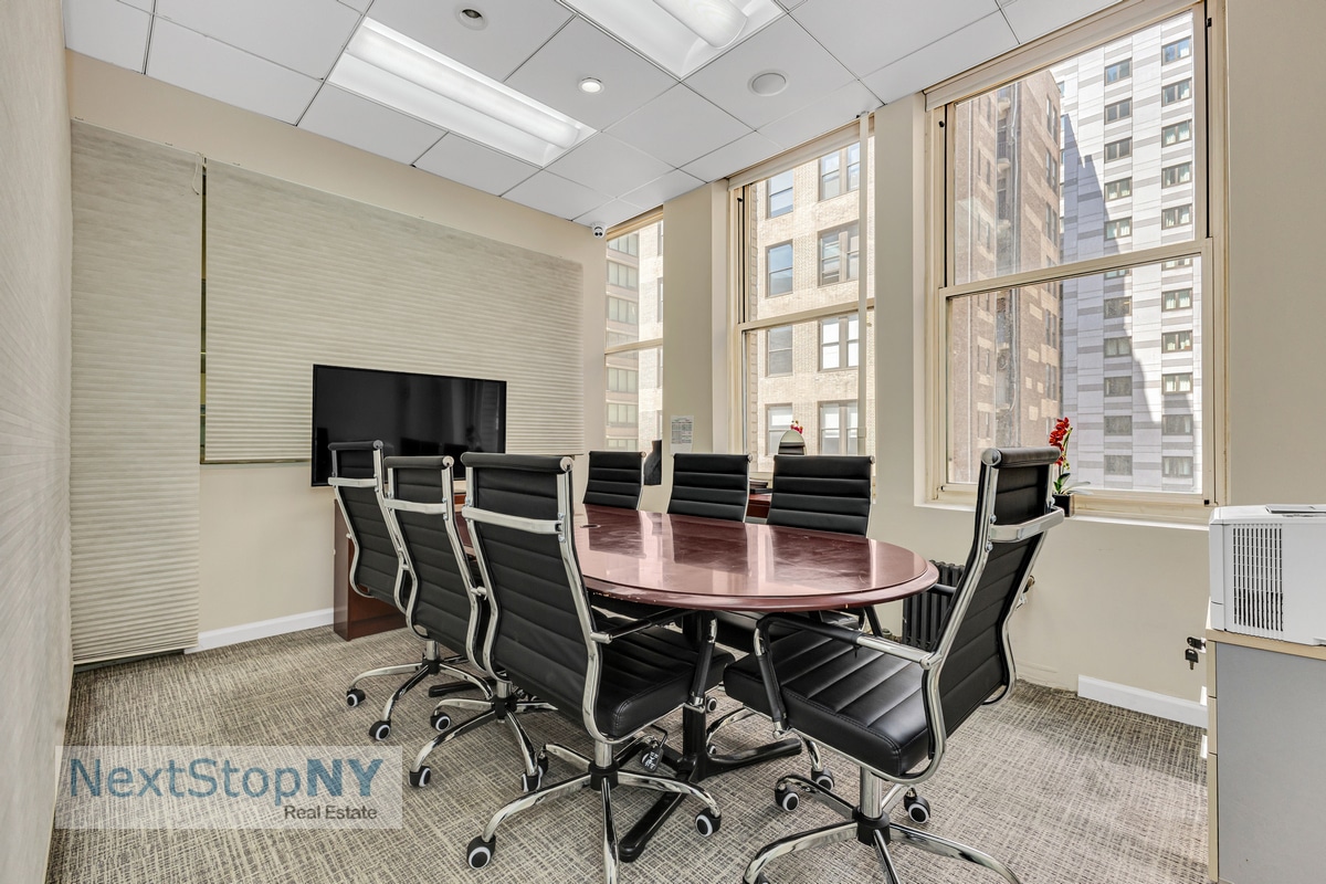 70 W 36th St, New York, NY 10018 - Lot 6A - - Photo intérieure - Image 2 of 14