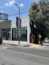 2520-2522 W Sunset Blvd, Los Angeles, CA à louer Photo intérieure– Image 2 sur 12