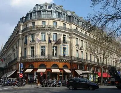 Local commercial dans Paris à louer - Photo de l’immeuble – Image 2 sur 3