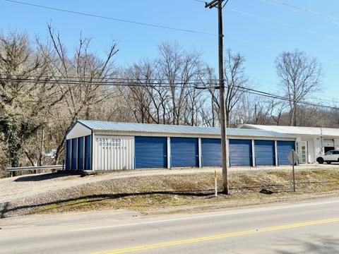 1708 Chester Rd, Pomeroy, OH à vendre - Photo principale – Image 1 sur 4
