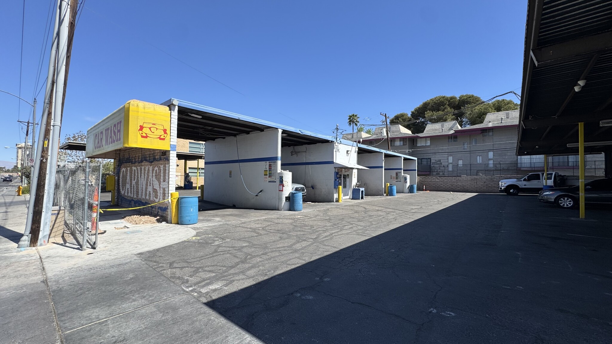 3550 Cambridge St, Las Vegas, NV à vendre Photo de l’immeuble– Image 1 sur 10