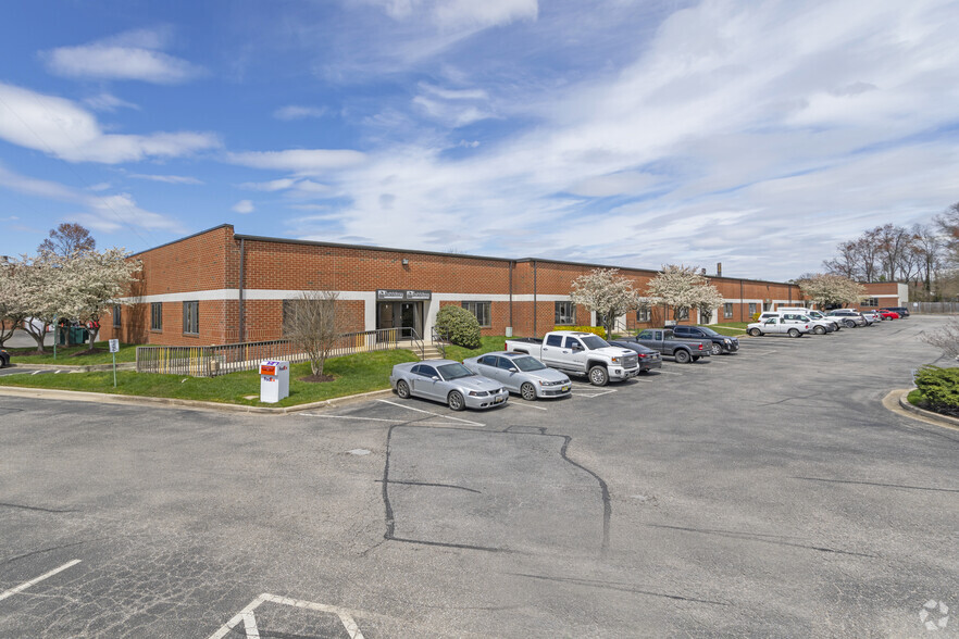 408 Headquarters Dr, Millersville, MD à louer - Photo de l’immeuble – Image 2 sur 4
