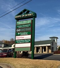 308 Sunset Dr, Johnson City, TN à louer Photo de l’immeuble– Image 1 sur 17