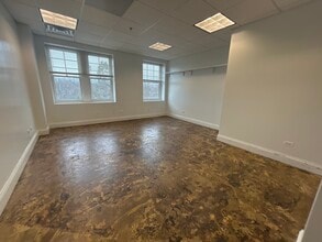 874 Green Bay Rd, Winnetka, IL à louer Photo de l’immeuble– Image 2 sur 3