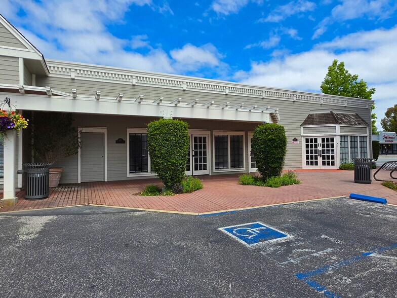 863-877 El Camino Real, Menlo Park, CA à louer - Photo de l’immeuble – Image 2 sur 8