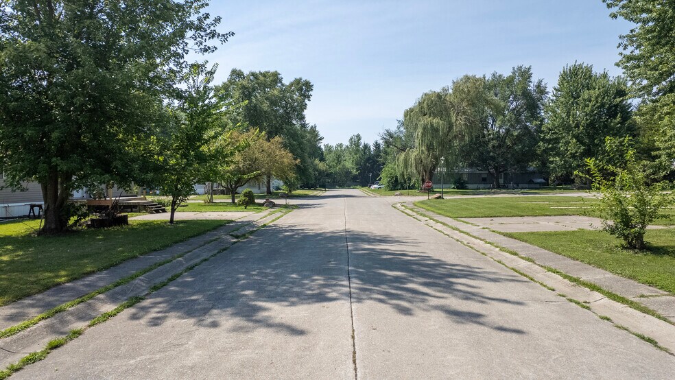 5822 Natalie Dr, Remington, IN à vendre - Photo de l’immeuble – Image 3 sur 10
