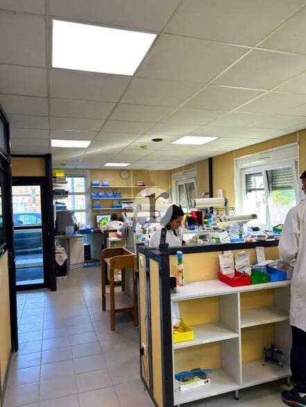 Bureau dans Orchies à louer - Photo de l’immeuble – Image 3 sur 5