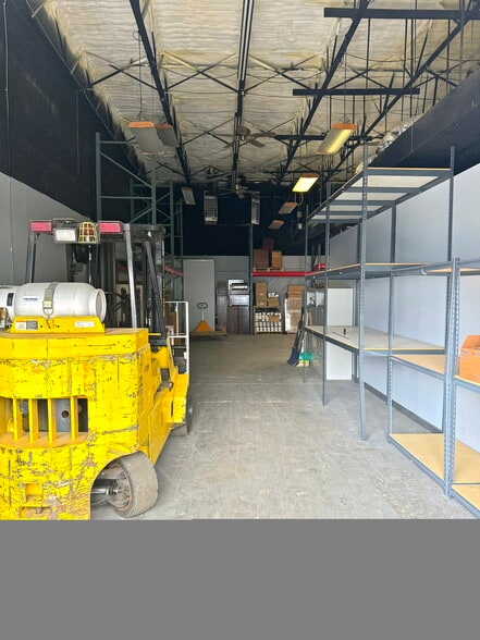 4 Mark Rd, Kenilworth, NJ à vendre - Photo intérieure – Image 3 sur 9