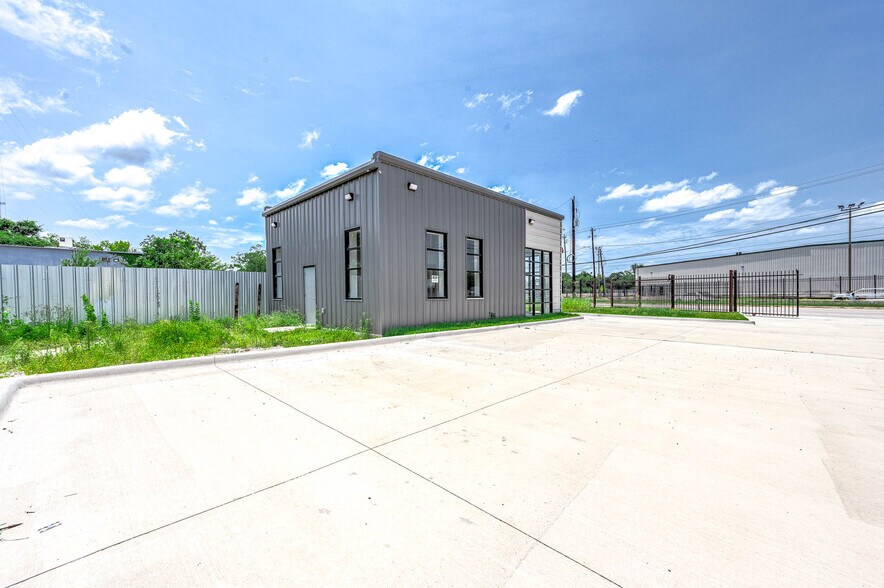 1908 Little York Rd, Houston, TX à vendre - Photo de l’immeuble – Image 3 sur 25