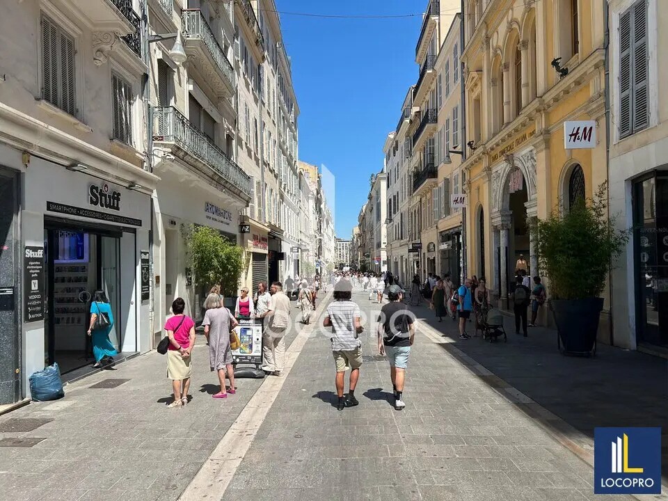Local commercial dans Marseille à louer Photo de l’immeuble– Image 1 sur 6