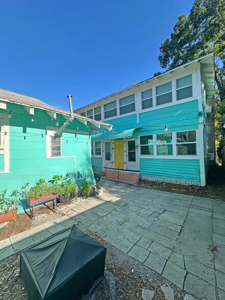 619 Kirkwood Ter N, Saint Petersburg, FL à vendre - Photo de l’immeuble – Image 2 sur 5