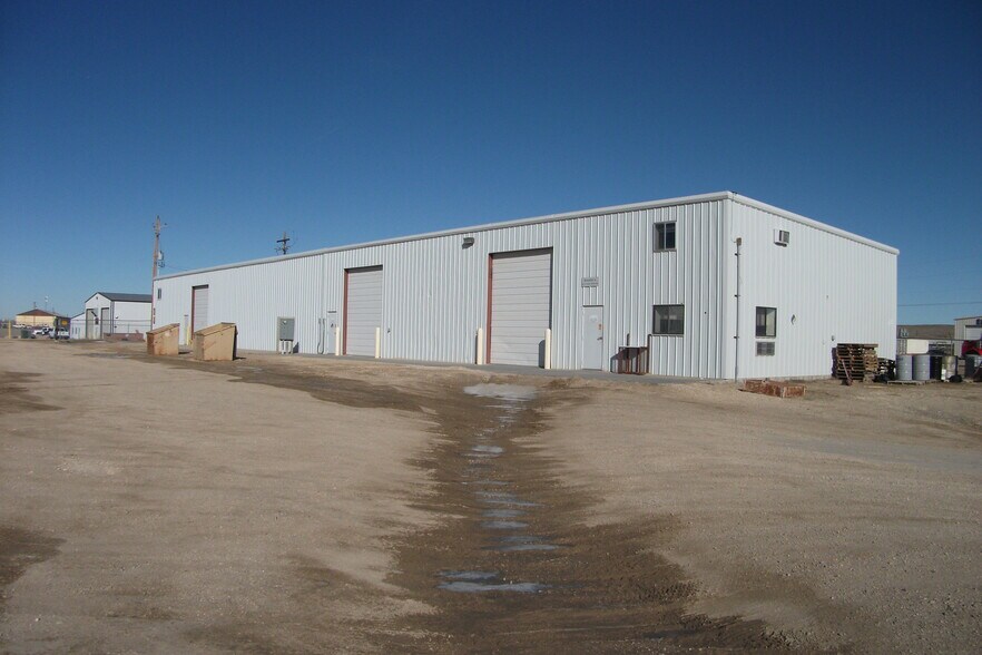 222 Cole Creek Rd, Evansville, WY à louer - Photo de l’immeuble – Image 2 sur 5