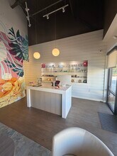 1730 E Woodlawn Rd, Charlotte, NC à louer Photo intérieure– Image 2 sur 5