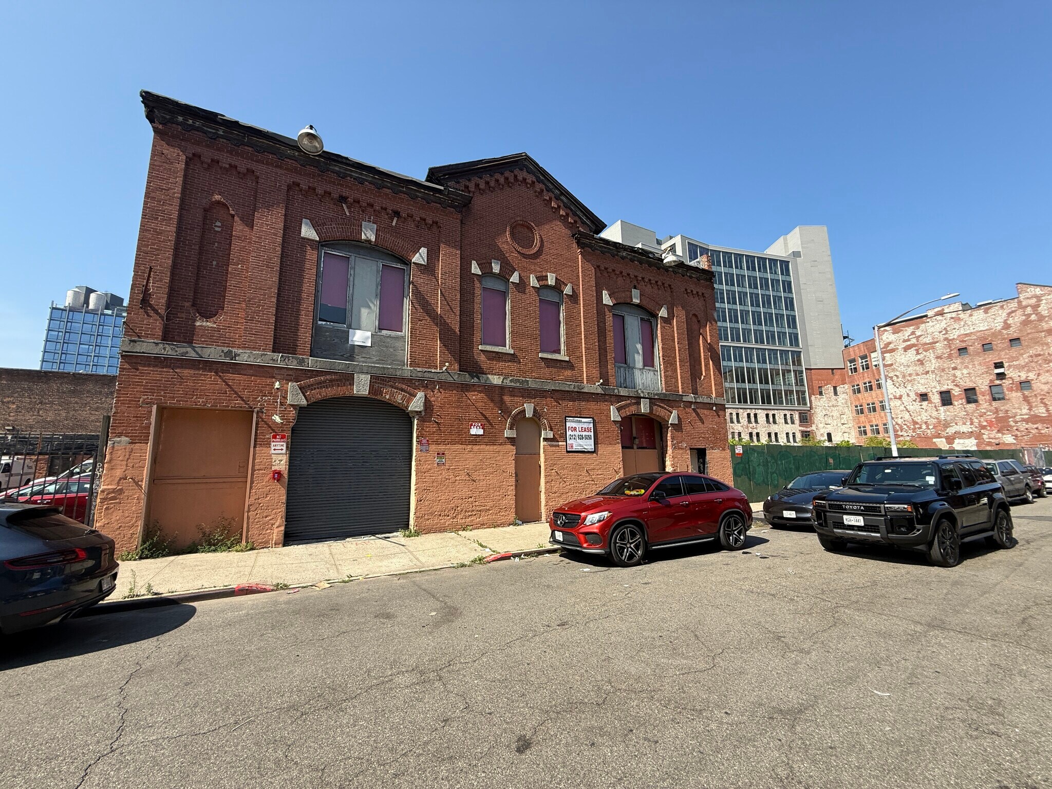 454-458 W 128th St, New York, NY à louer Photo de l’immeuble– Image 1 sur 6