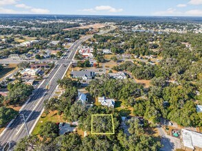 111 E Lady Lake Blvd, Lady Lake, FL - VUE AÉRIENNE  vue de carte - Image1