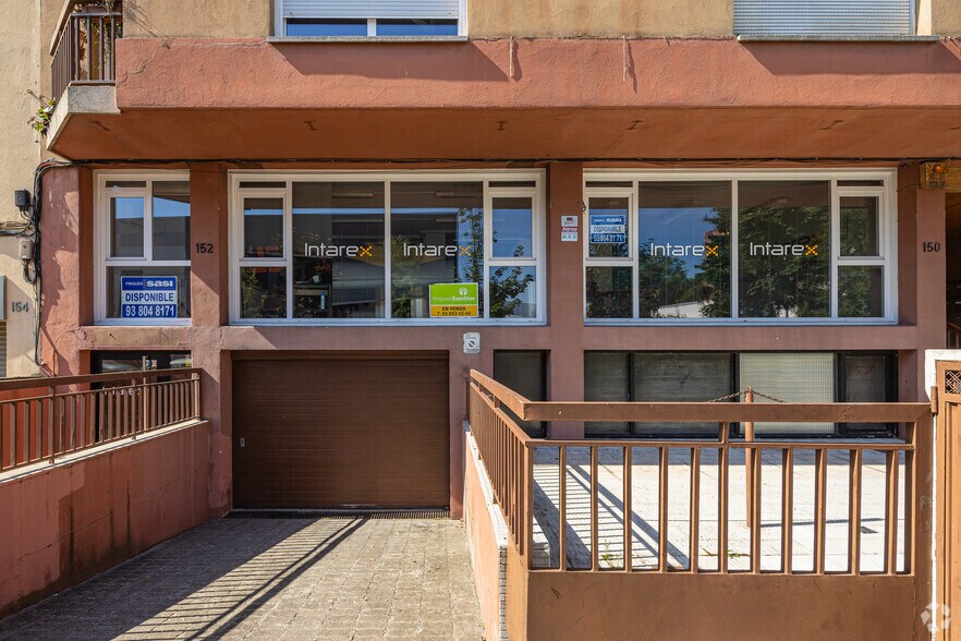 Immeuble residentiel dans Igualada, Barcelona à vendre - Photo de l’immeuble – Image 2 sur 3