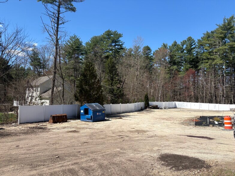 125 Wason Rd, Hudson, NH à louer - Photo de l’immeuble – Image 3 sur 22