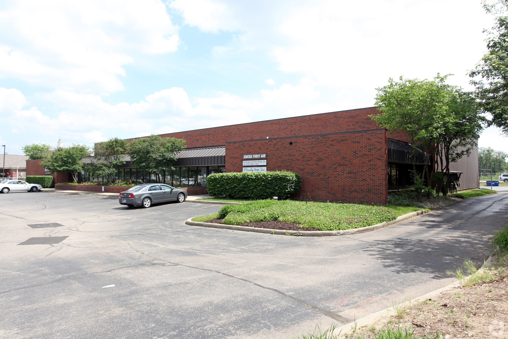 88 54th St SW, Grand Rapids, MI à louer Photo principale– Image 1 sur 10