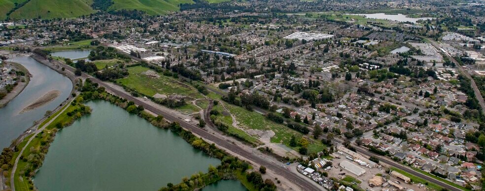 37887-37975 Shinn St, Fremont, CA à louer - Aérien – Image 2 sur 6