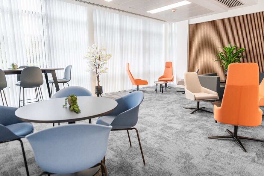 7 Phoenix Crescent, Bellshill à louer - Photo de l’immeuble – Image 3 sur 5