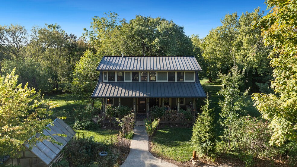 409 N State St, Franklin Grove, IL à vendre - Photo de l’immeuble – Image 2 sur 18