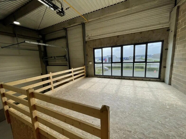 Industriel/Logistique dans Gellainville à louer - Photo intérieure – Image 2 sur 12