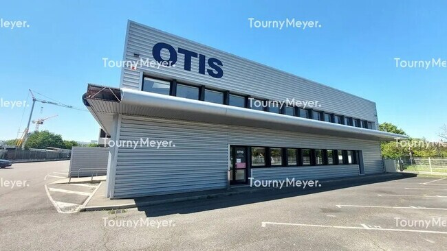 Plus de détails pour Bureau, Industriel/Logistique à louer