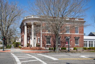 Plus de détails pour 1 Hampton Rd, Southampton, NY - Local commercial à vendre