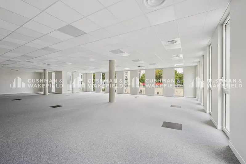 70 A Cours Tolstoï, Villeurbanne à louer - Photo intérieure – Image 2 sur 19