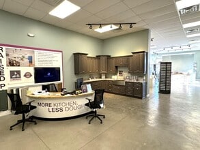 149 Route 17, Rochelle Park, NJ à louer Photo intérieure– Image 1 sur 1