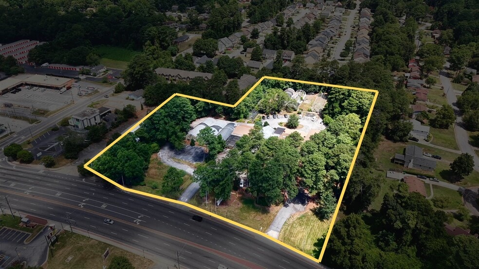 5706 Memorial Dr, Stone Mountain, GA à vendre - Vidéo sur l’annonce professionnelle – Image 2 sur 17