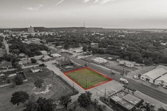 1206 S Oak Ave, Mineral Wells, TX - VUE AÉRIENNE  vue de carte - Image1
