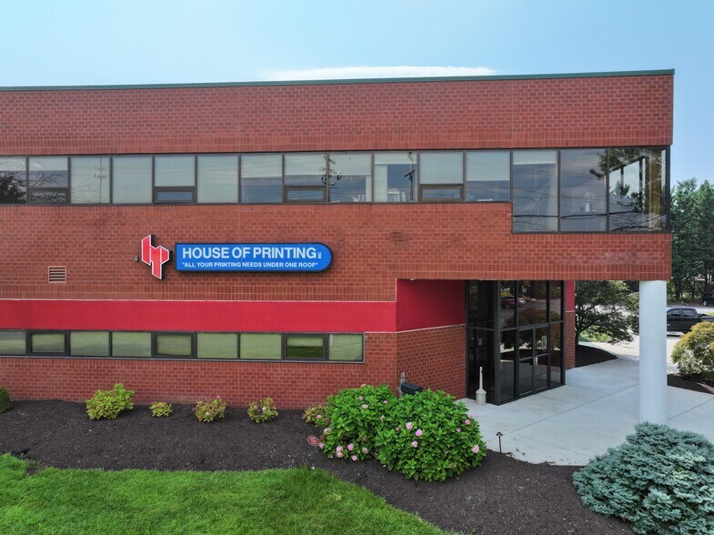 15401 Old Columbia Pike, Burtonsville, MD à vendre - Photo de l’immeuble – Image 3 sur 12