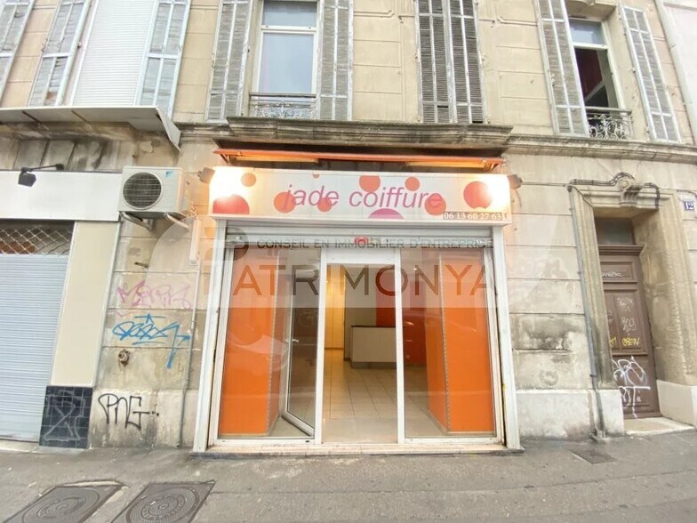 Local commercial dans Marseille 5eme à louer - Photo de l’immeuble – Image 1 sur 4