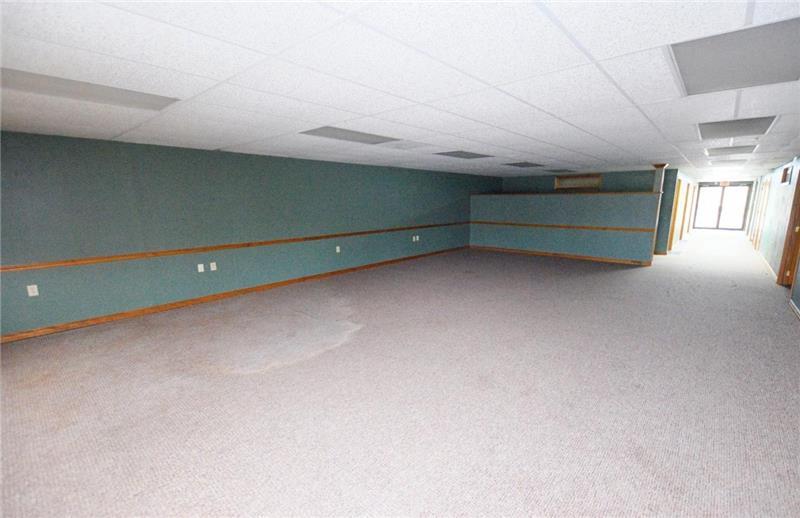 110 E Main St, Hulbert, OK à vendre - Photo intérieure – Image 3 sur 8