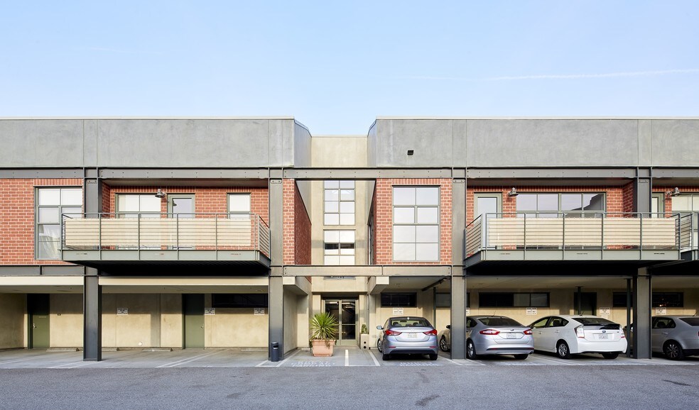 1046 Princeton Dr, Venice, CA à vendre - Photo de l’immeuble – Image 3 sur 6