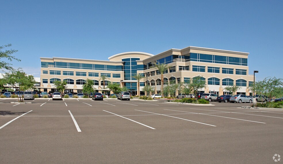 6811 E Mayo Blvd, Phoenix, AZ à louer - Photo de l’immeuble – Image 1 sur 5
