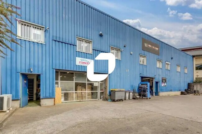 Plus de détails pour 4 Avenue Danville, Choisy-le-Roi - Local d’activités à vendre